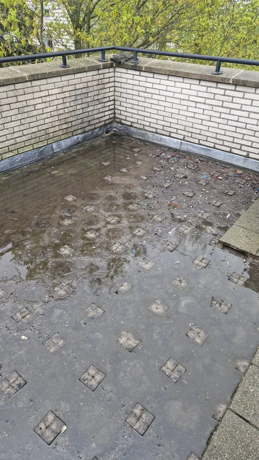 Beginsituatie bij Dakterras boven slaapkamer waterdicht in Delft