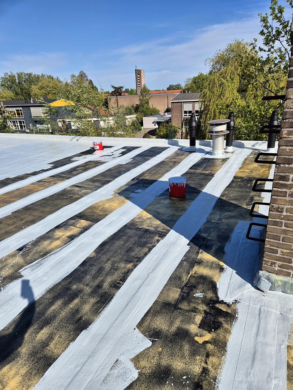 Detailbehandeling met geotextiel als onderdeel van een gecontroleerde waterdichtingsopbouw